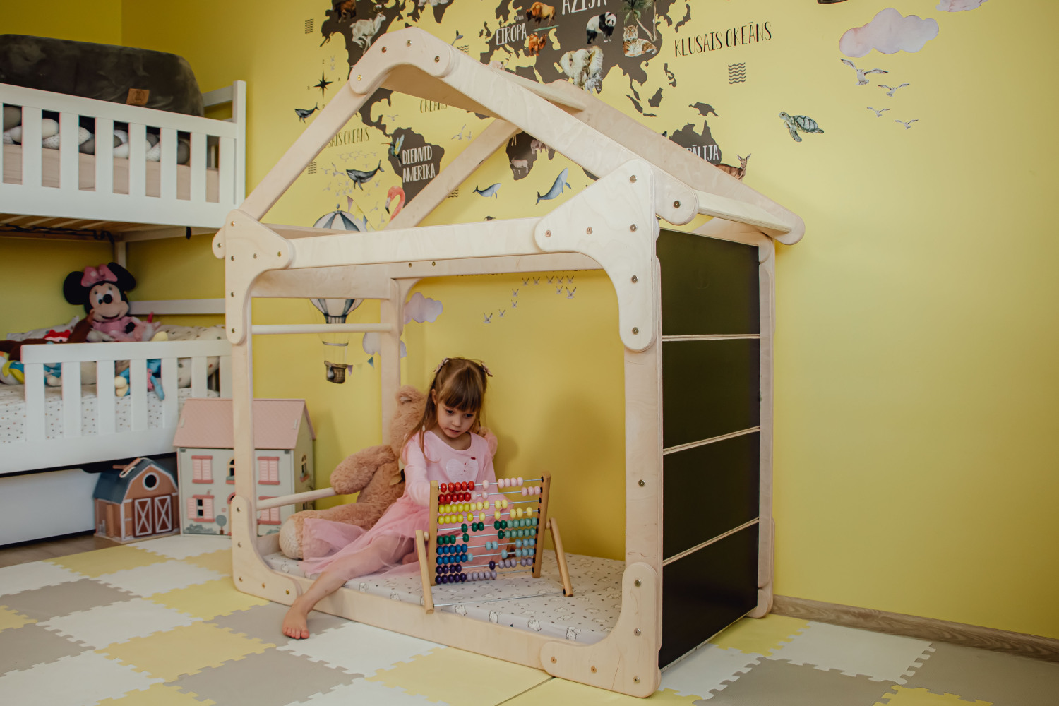 Lukfoto_lv (46).jpg Creative Blackboard House Bed - Image 1